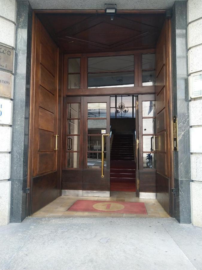 Domus Nova - Una Finestra Sui Tetti Turin Exteriör bild