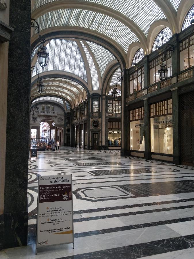 Domus Nova - Una Finestra Sui Tetti Turin Exteriör bild